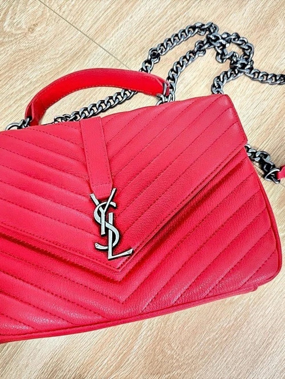 Saint Laurent Medium College Bag in Quilted Leather Red